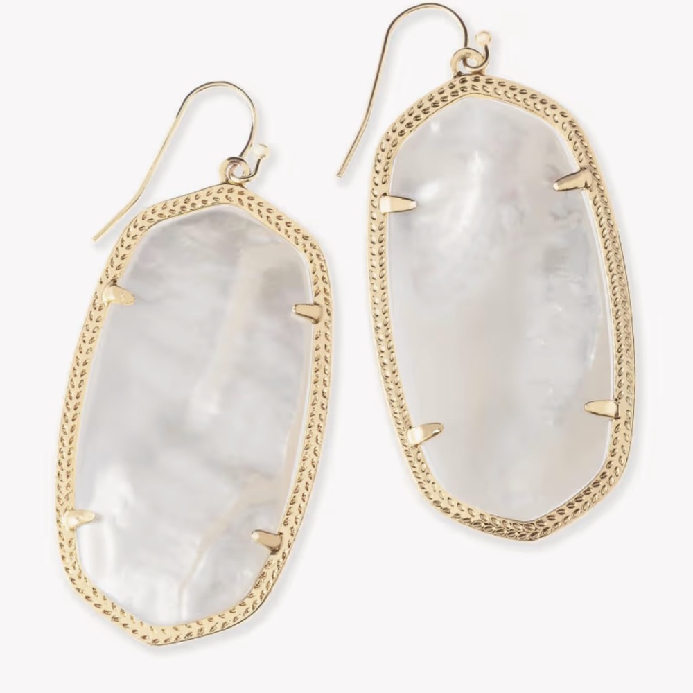 Kendra Scott Danielle Earrings in Ivory Mother of Pearl